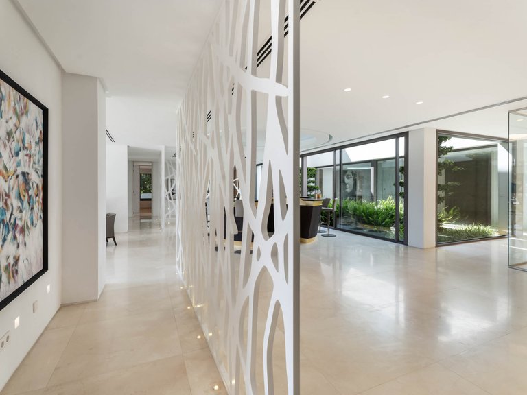 Villa for Sale in Benahavis, Malaga 41