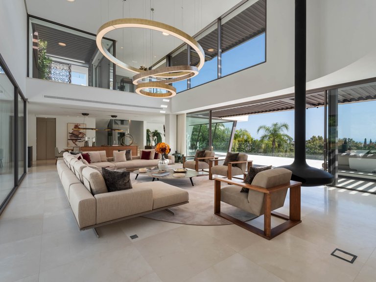 Villa for Sale in Benahavis, Malaga 3