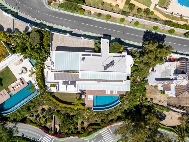 Villa for Sale in Benahavis, Malaga 35