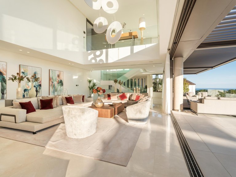 Villa for Sale in Benahavis, Malaga 3