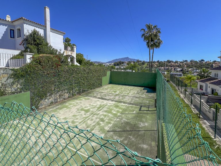 Town House for Sale in Estepona, Malaga 17