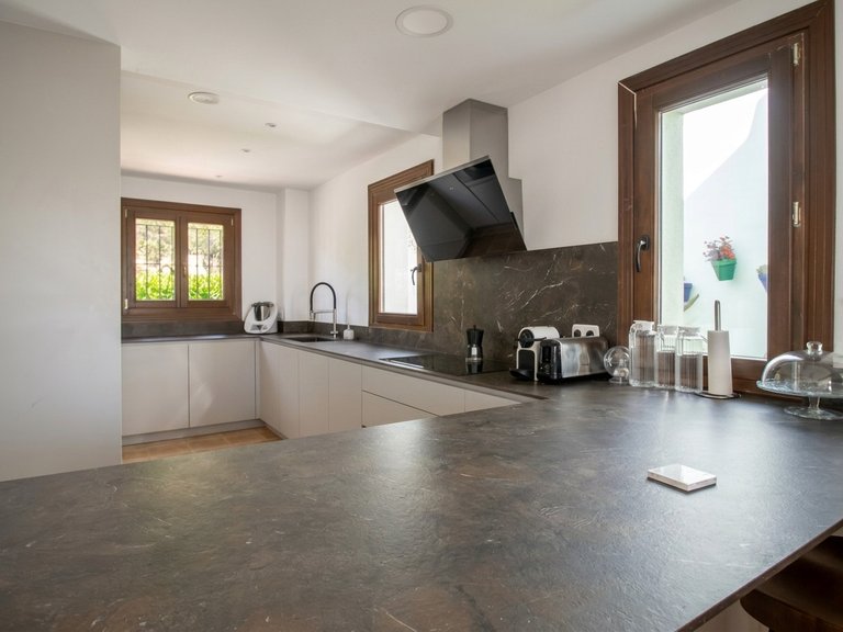Town House for Sale in Estepona, Malaga 10