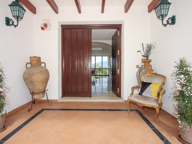 Villa for Sale in Mijas Costa, Malaga 2