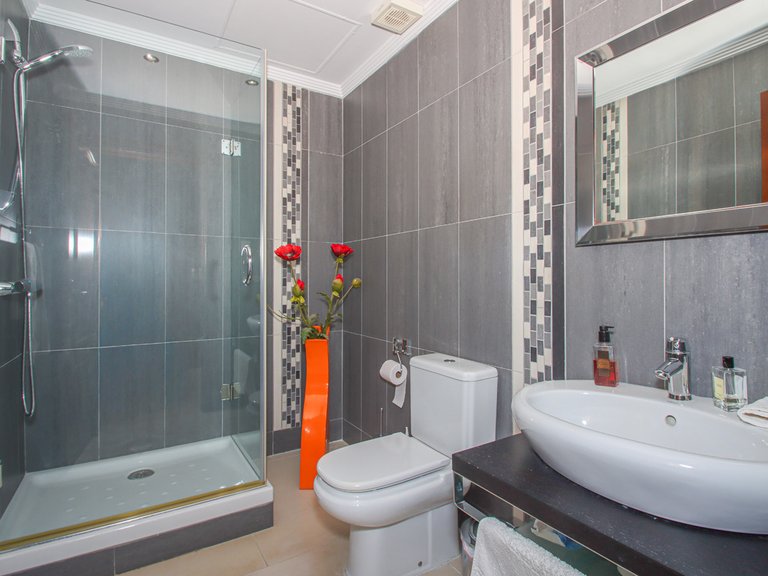 Villa for Sale in Mijas Costa, Malaga 27