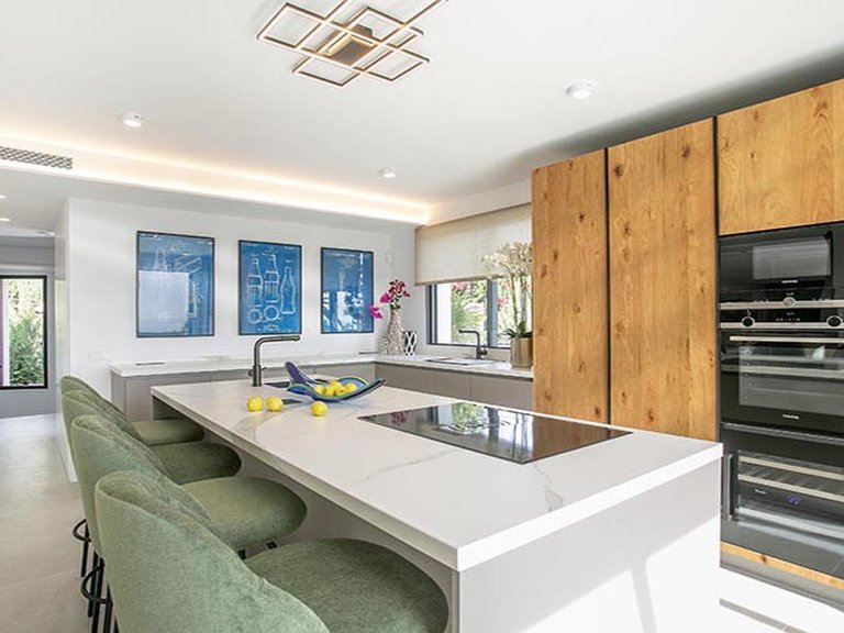 Villa for Sale in Marbella, Malaga 19