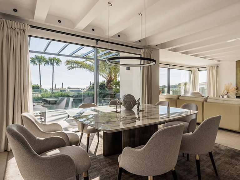 Villa for Sale in Marbella, Malaga 24