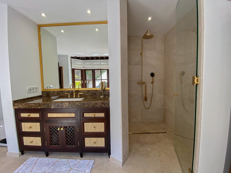 Town House for Sale in Marbella, Malaga 23