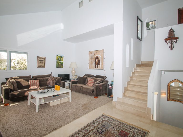 Town House for Sale in Istan, Malaga 2
