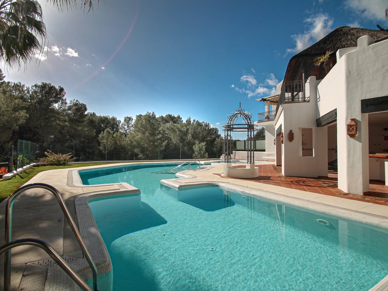 Town House for Sale in Istan, Malaga 6