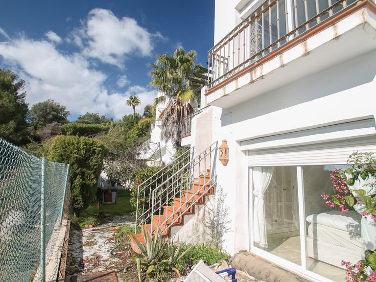 Town House for Sale in Istan, Malaga 9