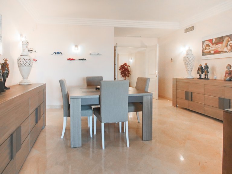 Apartment for Sale in Marbella, Malaga 25