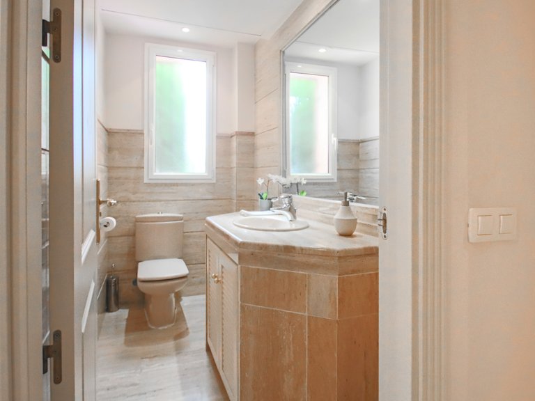 Apartment for Sale in Marbella, Malaga 28