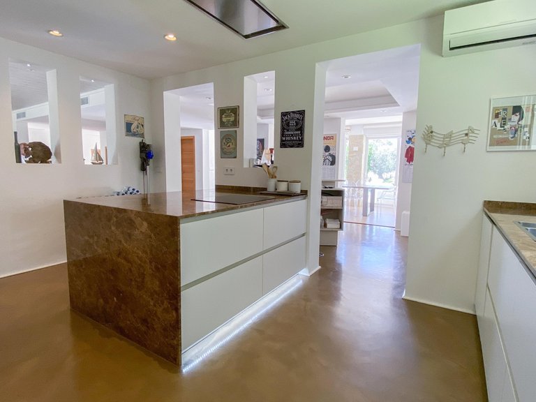 Villa for Sale in Marbella, Malaga 14