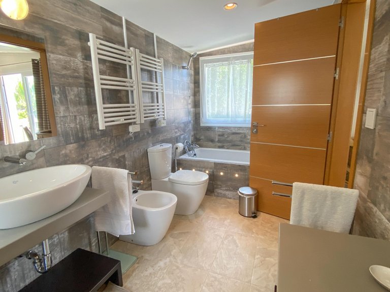 Villa for Sale in Marbella, Malaga 25