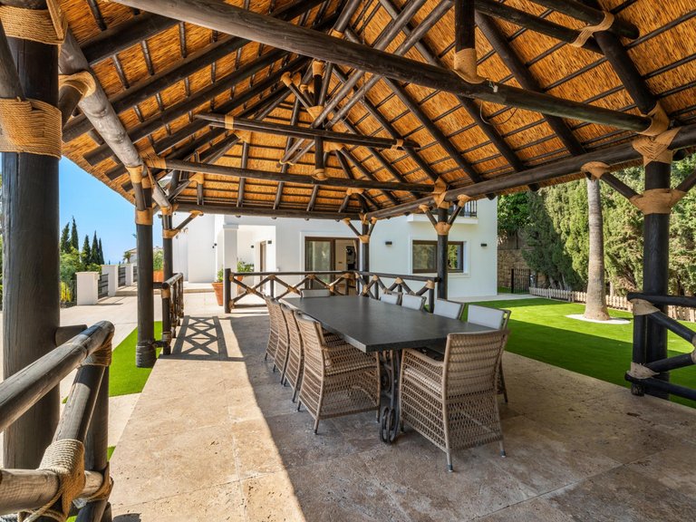 Villa for Sale in Benahavis, Malaga 10