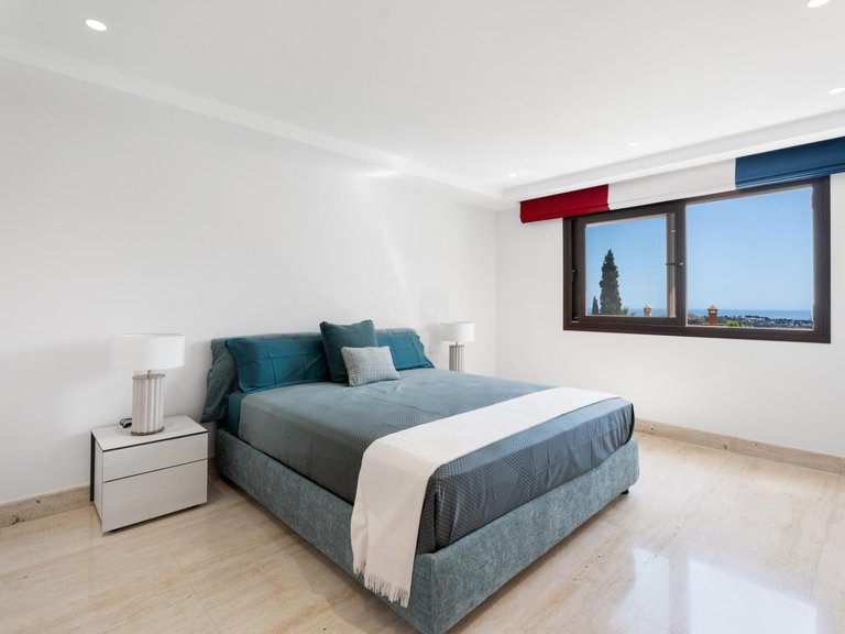 Villa for Sale in Benahavis, Malaga 36