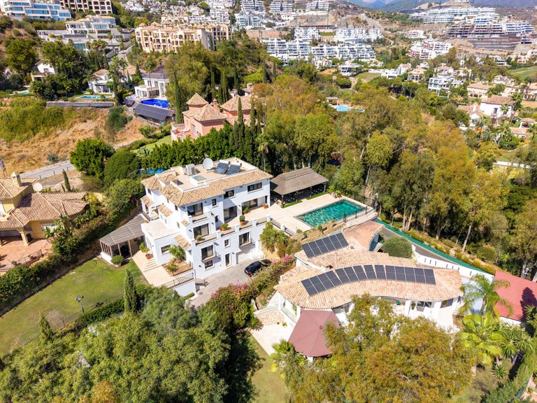 Villa for Sale in Benahavis, Malaga 2