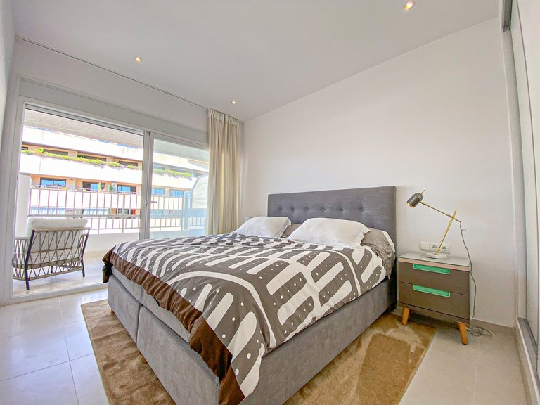 Penthouse for Sale in Marbella, Malaga 14