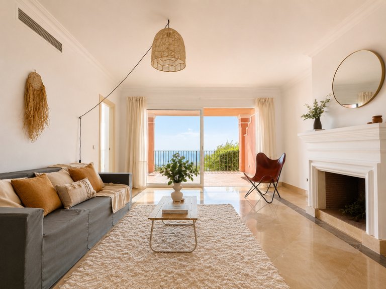 Apartment for Sale in Marbella Este, Malaga 7