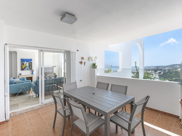 Apartment for Sale in Marbella Este, Malaga 4