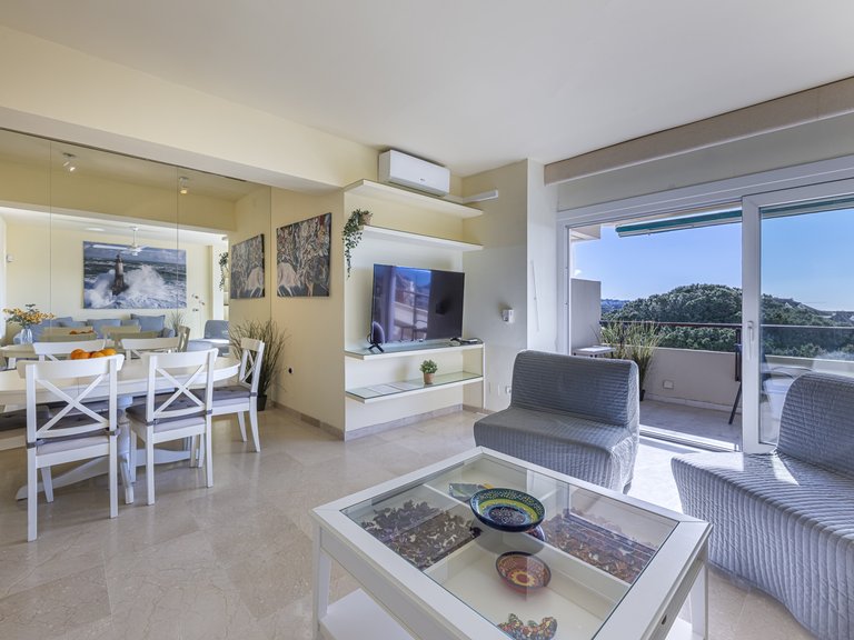 Apartment for Sale in Marbella Este, Malaga 5