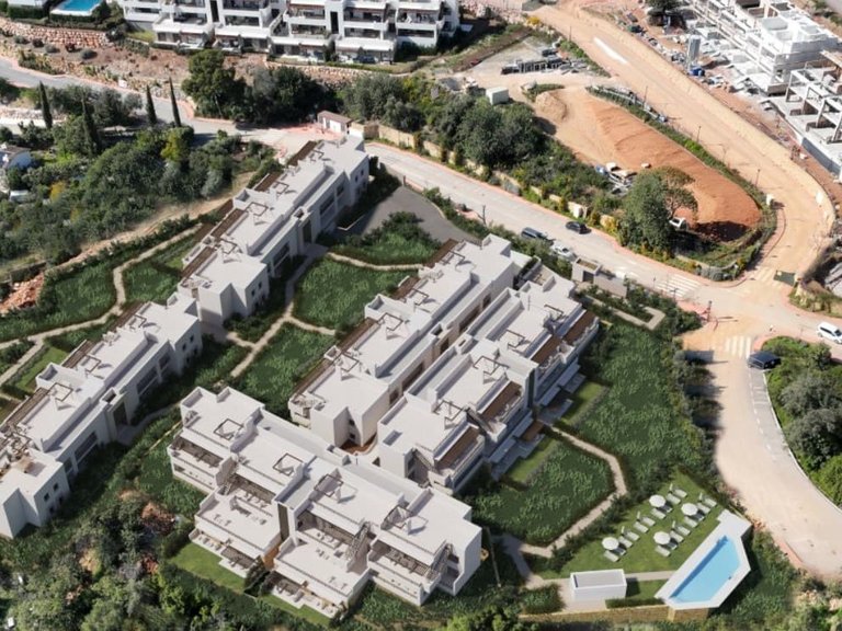 Penthouse for Sale in Marbella, Malaga 4