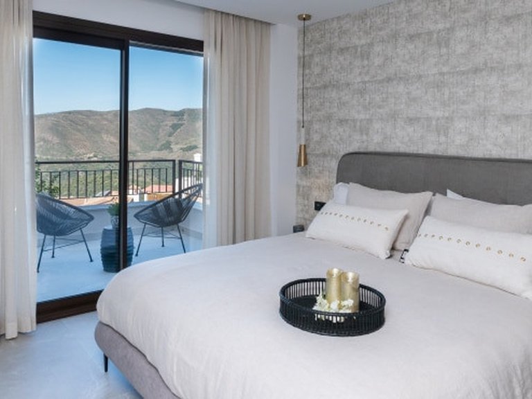 Penthouse for Sale in Marbella, Malaga 7