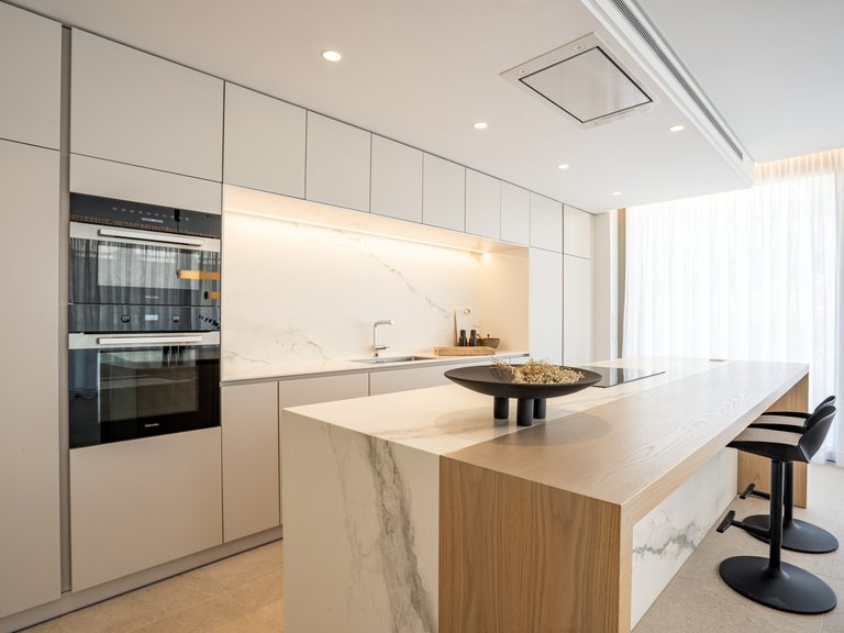 Penthouse for Sale in Benahavis, Malaga 19