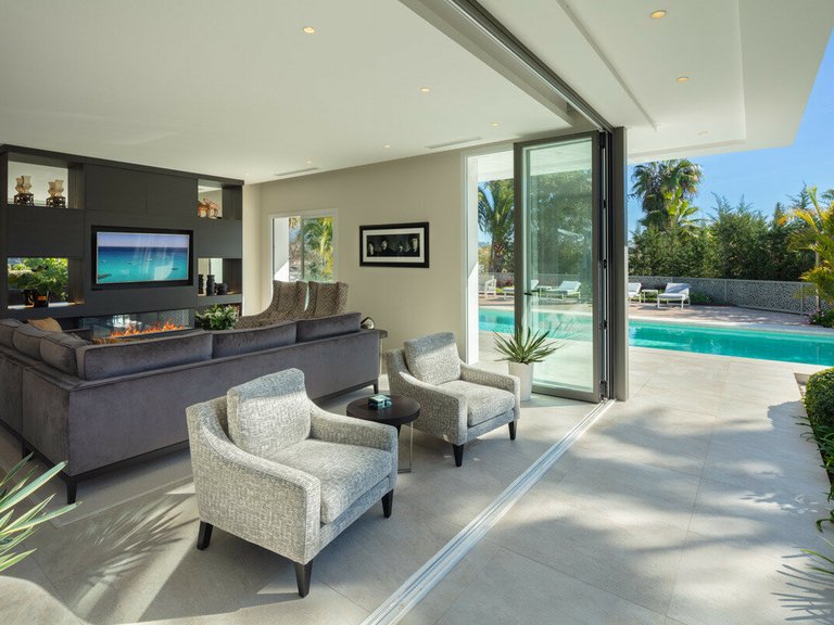 Villa for Sale in Marbella, Malaga 4