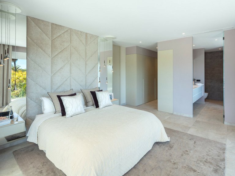 Villa for Sale in Marbella, Malaga 10
