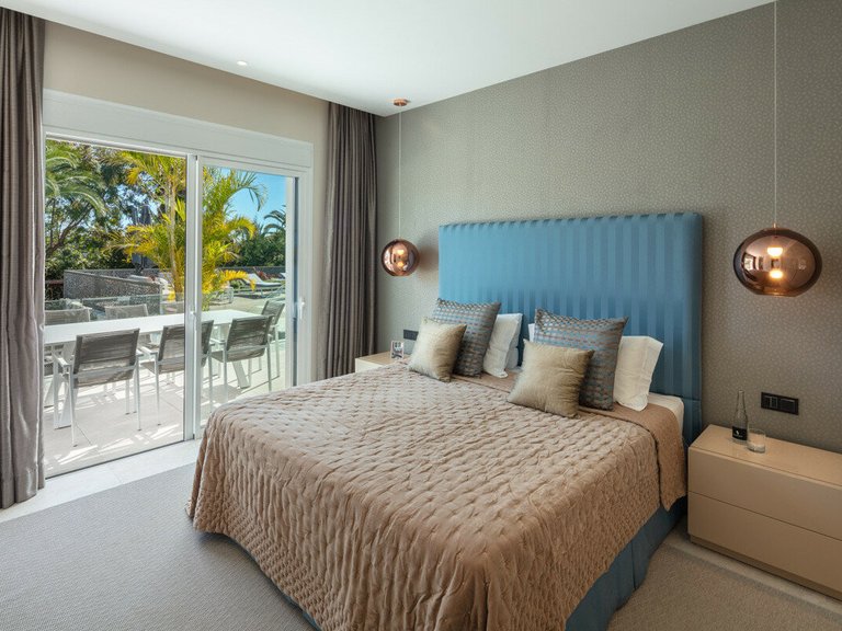 Villa for Sale in Marbella, Malaga 13