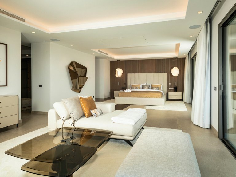 Villa for Sale in Benahavis, Malaga 31