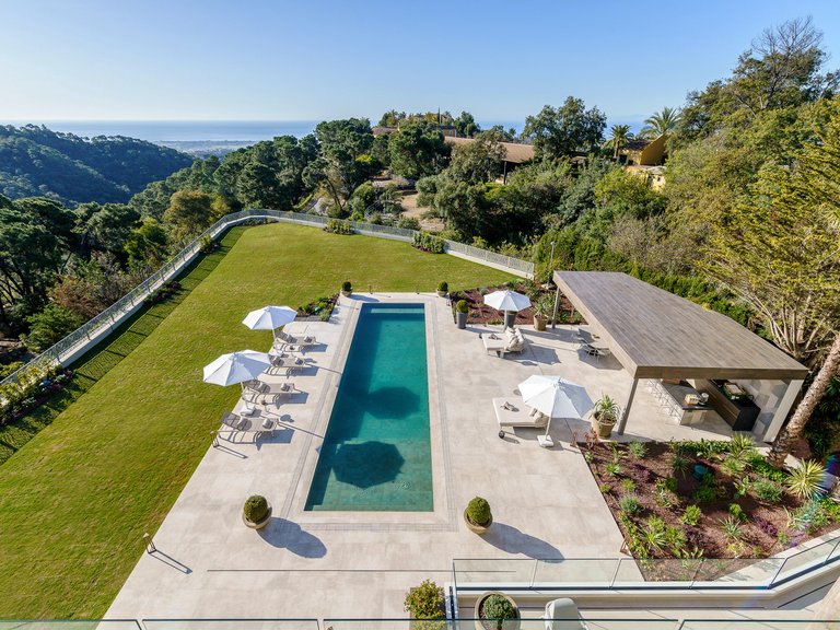 Villa for Sale in Benahavis, Malaga 2