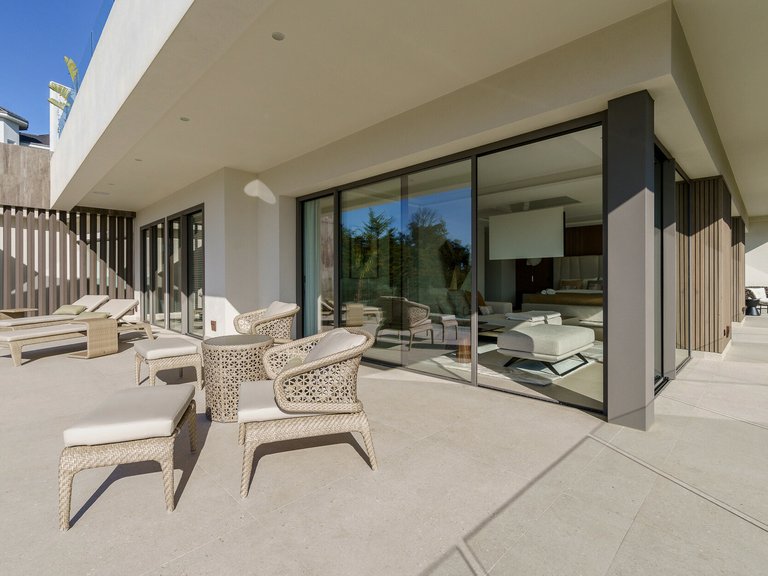 Villa for Sale in Benahavis, Malaga 35