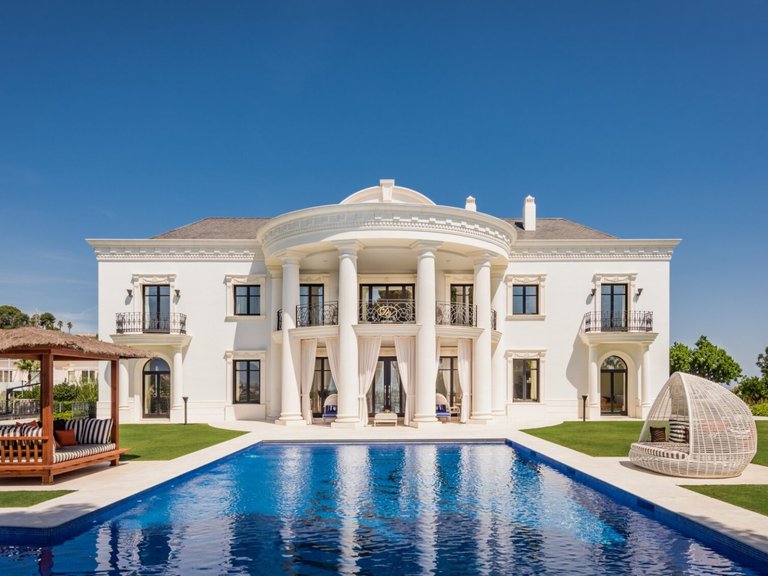 Villa for Sale in Marbella, Malaga 33