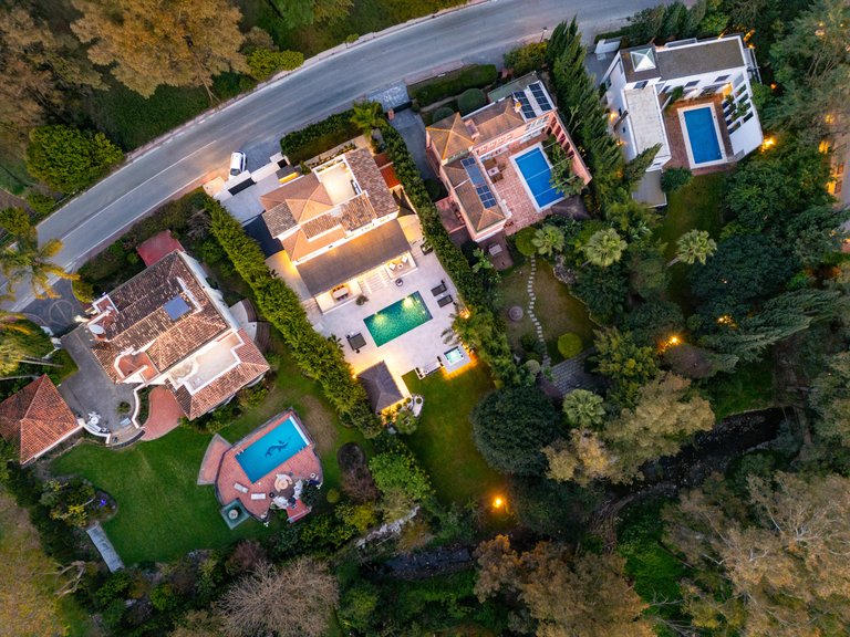 Villa for Sale in Marbella, Malaga 35