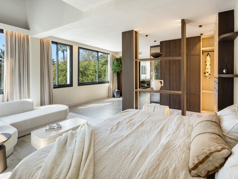 Villa for Sale in Marbella, Malaga 27
