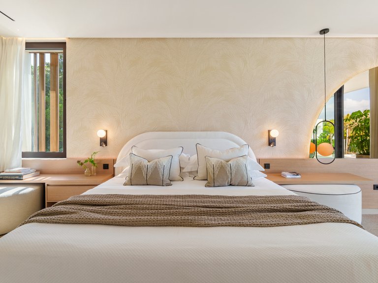 Villa for Sale in Marbella, Malaga 16