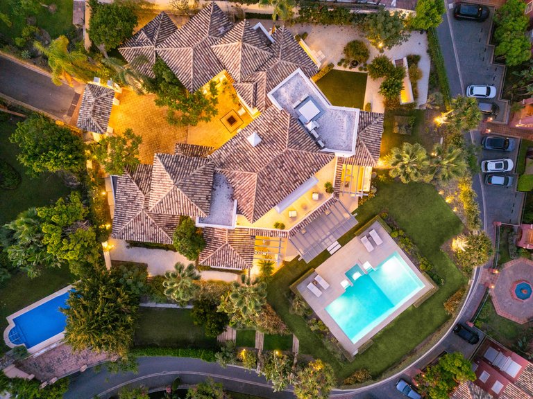Villa for Sale in Benahavis, Malaga 14