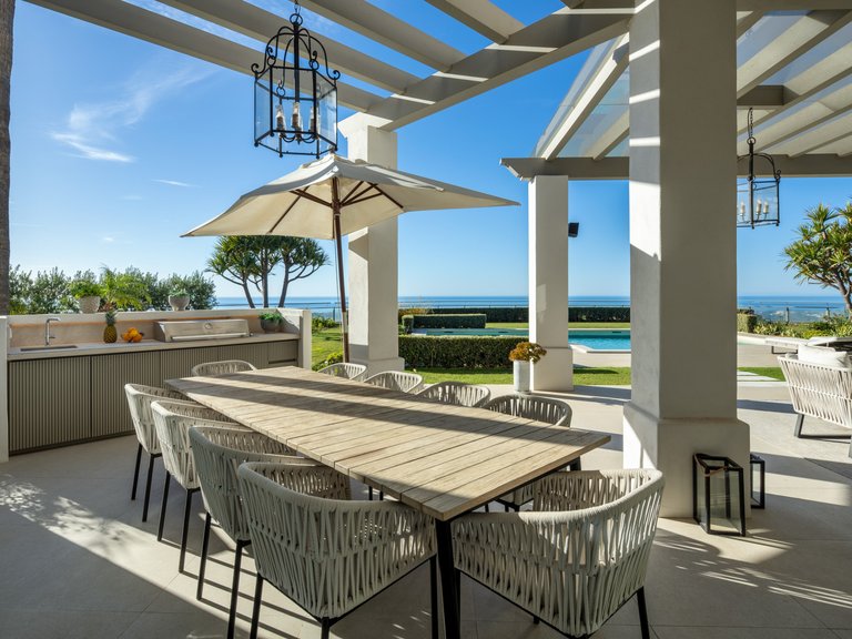 Villa for Sale in Benahavis, Malaga 18