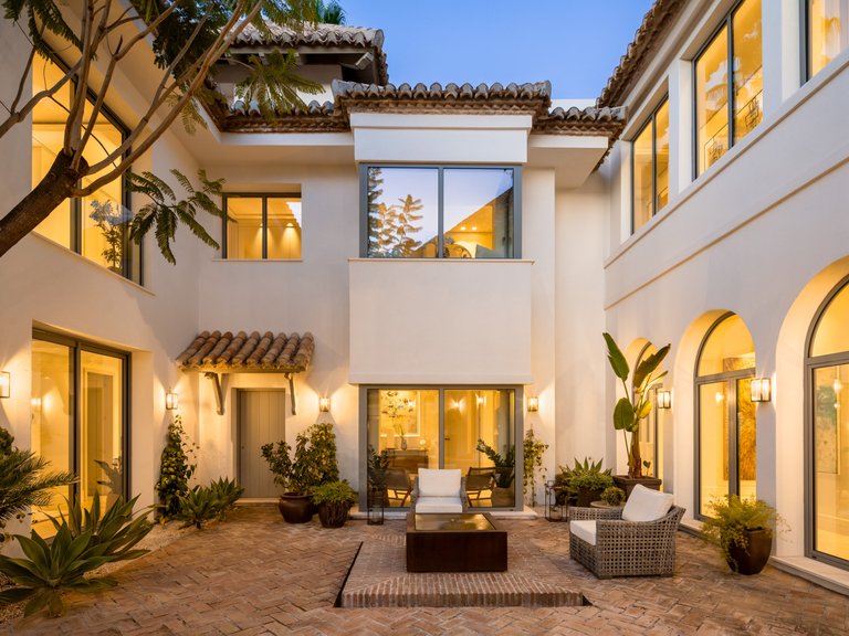 Villa for Sale in Benahavis, Malaga 35