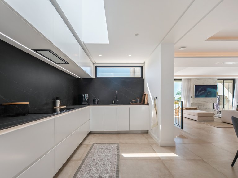 Villa for Sale in Marbella, Malaga 3