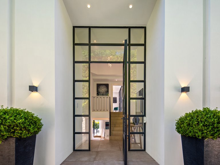 Villa for Sale in Marbella, Malaga 18