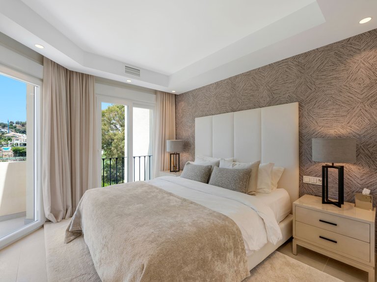 Town House for Sale in Benahavis, Malaga 15
