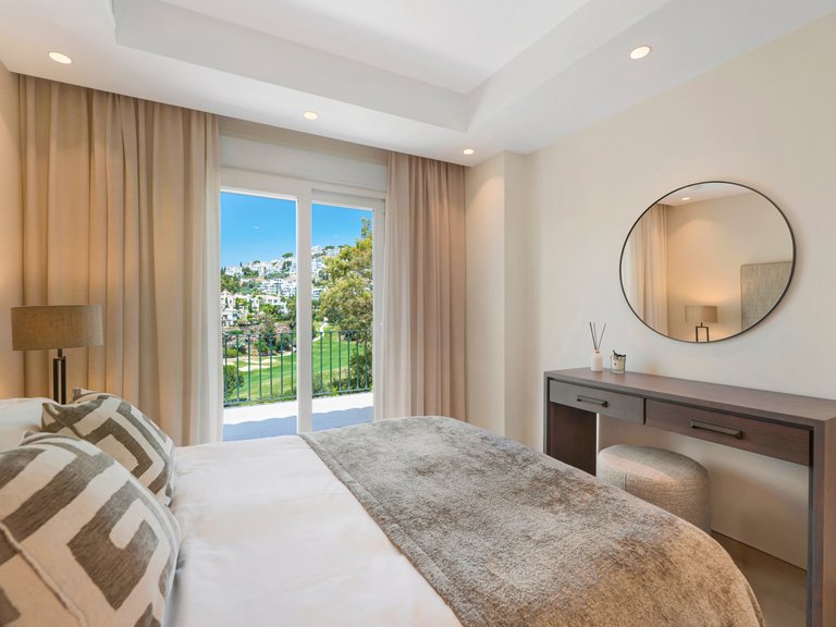Town House for Sale in Benahavis, Malaga 12