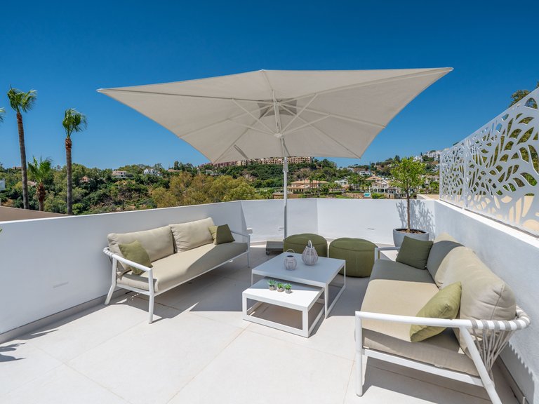 Town House for Sale in Benahavis, Malaga 9