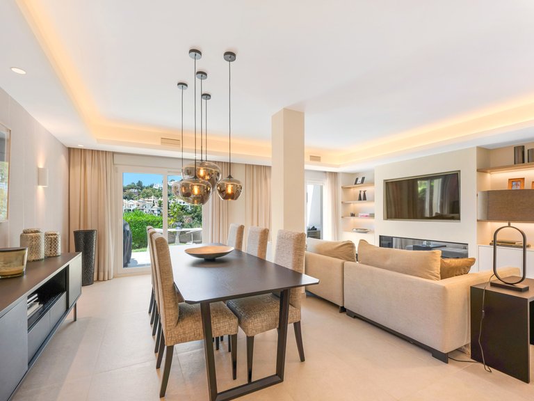 Town House for Sale in Benahavis, Malaga 22
