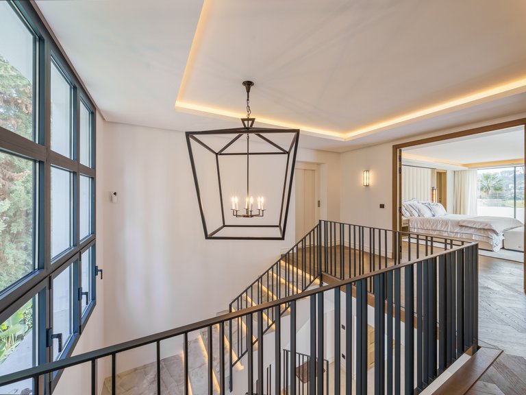 Villa for Sale in Marbella, Malaga 25