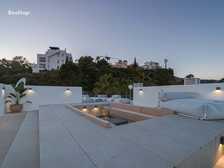 Penthouse for Sale in Benahavis, Malaga 2