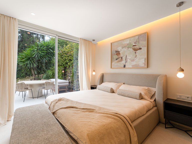 Apartment for Sale in Benahavis, Malaga 9